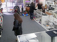 Caught pawnshop thief sucking brokers cock
