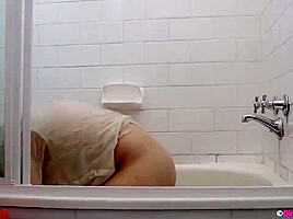 Christina - Wet Wand