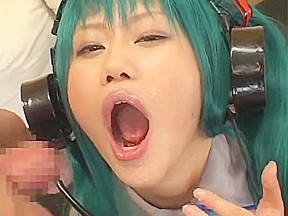 Cosplay Vocaloid - Hatsune Miko fifth of 5 (Censored)