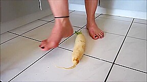 Crushing big radish