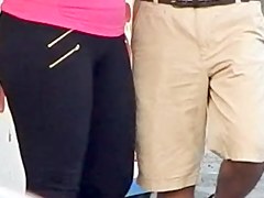 Culoncita en licra negro y Cameltoe rico