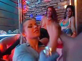 Cunts Are Stretched To The Maximum During Fuckfest Party