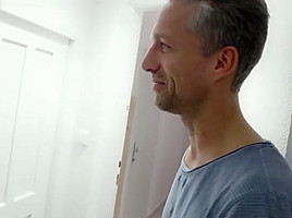 Czech tourist blonde enjoys deep fuck then gets cum on pussy