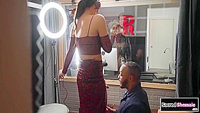 Daisy Taylor In Busty Trans Gets Barebacked By A Black Janitor