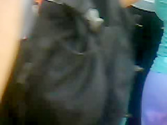 De compras: culona en spandex II