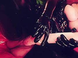 Deep Wet Pussy Fuck And Passion Blowjob Latex Fetish And Stretching Fisting With Arya Grander