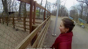 Deepthroating Amateur Pov Doggystyled