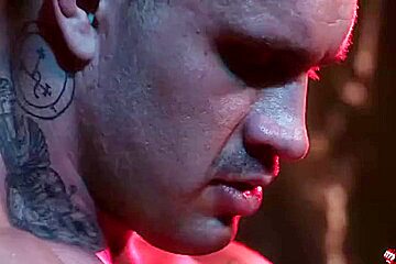 Devin Franco In Gets Buttfucked By Muscular Bodybuilder