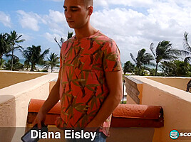 Diana Eisley: Sexting Hook-Up