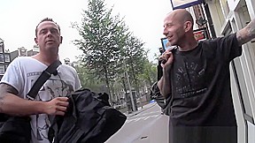Dutch hooker gets oral