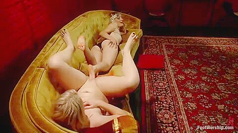 Ella Nova - Gypsy Foot Fuck Fortune