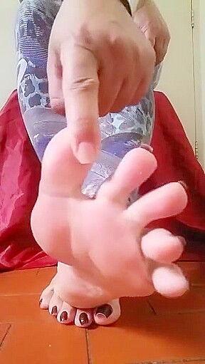 Feet 002