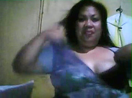 Filipino ugly big fatty whore show boobs