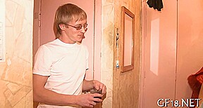 Filling beautys tight fuck hole