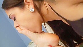 Foot worship 16