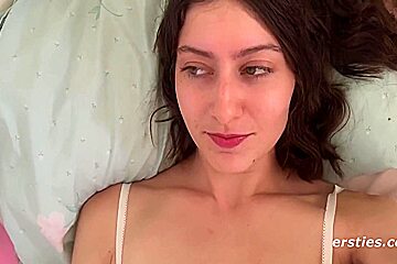 Fox Inserts An Anal Plug Before Masturbating