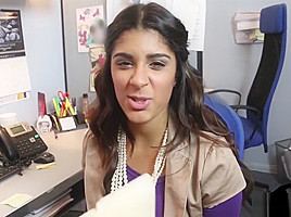 Gigi Flamez And Katalina Mills Step daughter At Work