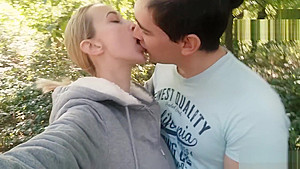 Girl gave a BLOWJOB to a friend in the park - 4K MissNimpho 