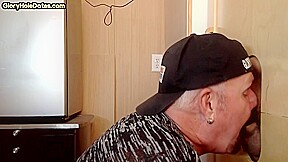 Gloryhole cum loving DILF sucks rod in homemade video