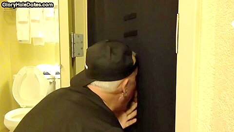 Greedy gloryhole DILF sucks BFs cock in homemade video