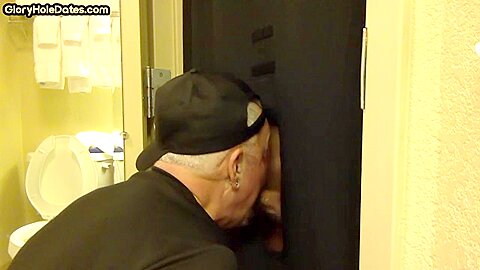 Greedy gloryhole DILF sucks BFs cock in homemade video