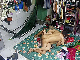 Hackers use the camera to remote monitoring of a lover's home life 611