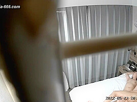 Hackers use the camera to remote monitoring of a lover's home life 570