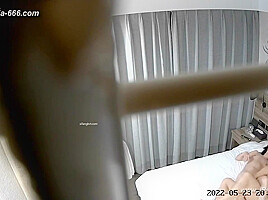 Hackers use the camera to remote monitoring of a lover's home life 570