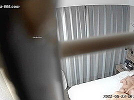Hackers use the camera to remote monitoring of a lover's home life 570
