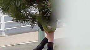Hairy Japanese Pissing