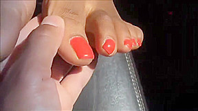 Hood Chick Red Toenails