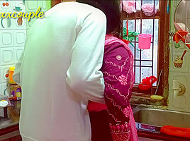 Hot Maid Fuck In Kitchen  कामवाली बाई की किचन में चुदाई।