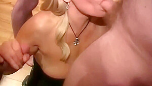 Hot Mature Cum Slut Bukkake Party - Bukkaketv