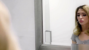 Hot teen 18+ fucked by a guy because of virtual machine