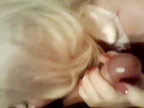 Hot teens 18+ give blon0dy babysitter a blowjob (HIDDEN REAL)