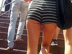 Hot teens 18+