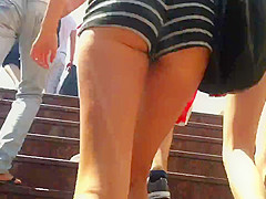 Hot teens 18+