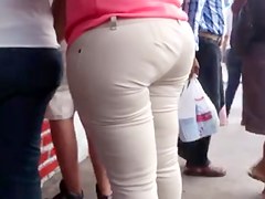 Huge fat keister recorded in a street candid style