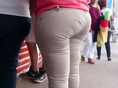 Huge fat keister recorded in a street candid style