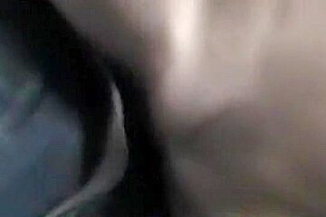 I give a blowjob in huge amateur dick video clip