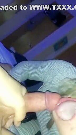 IL POMPINO DI UNA teen 18+ BIONDA