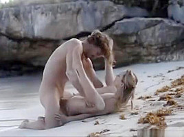Insane fucking in the sand