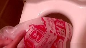 Japanese Babe Pees Bath