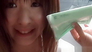 Japanese Babe Pees Bath