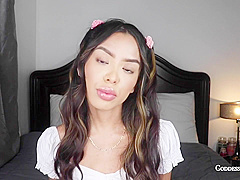 Japanese Babe Solo Online