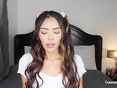 Japanese Babe Solo Online