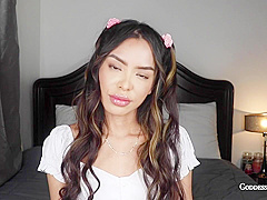 Japanese Babe Solo Online