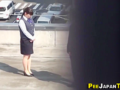 Japanese Bitch Pissing