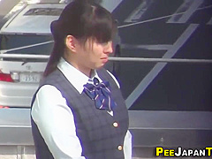 Japanese Bitch Pissing