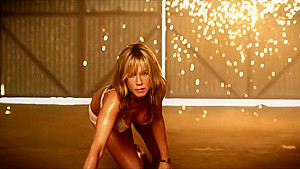 Jennifer Aniston's Hot Striptease Scenes In The Millers (HD)